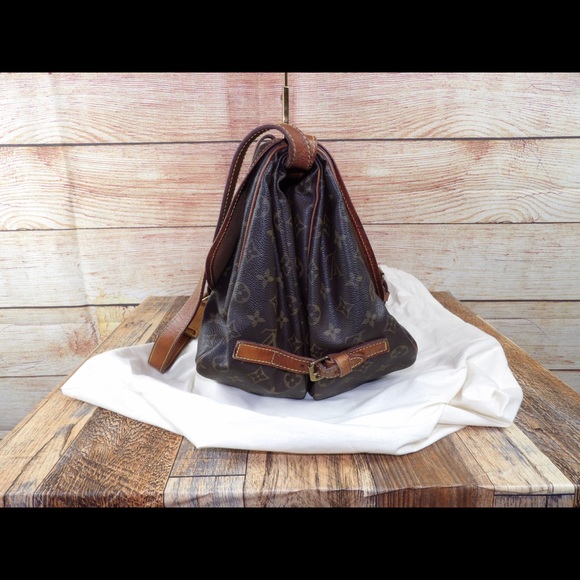 Louis Vuitton Saumur 35 iconic shoulder handbag - Picture 6 of 15